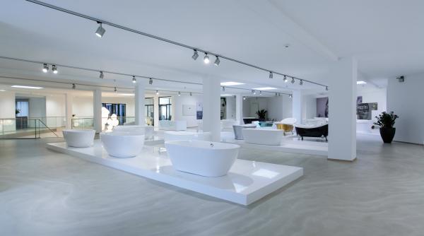 Die Ausstellungsfläche von Knief-Co. beheizt durch elektronsiche Fußbodenheizsysteme von Warmup 